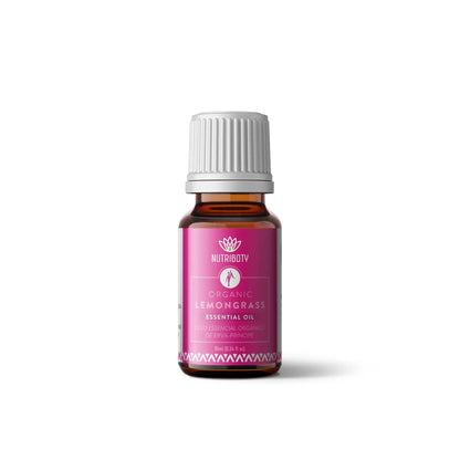 O Óleo Essencial de Lemongrass, Capim-limão ou Erva-príncipe, energiza o corpo, melhora a boa disposição e pode ser usado como repelente. Durante épocas quentes, este óleo pode ser usado para refrescar a temperatura do corpo e reavivar a mente. Entre outros benefícios para a saúde, é usado para melhorar náuseas e cãibras musculares ligeiras. É ainda usado para cuidado da pele, unhas e cabelo, combatendo a oleosidade.