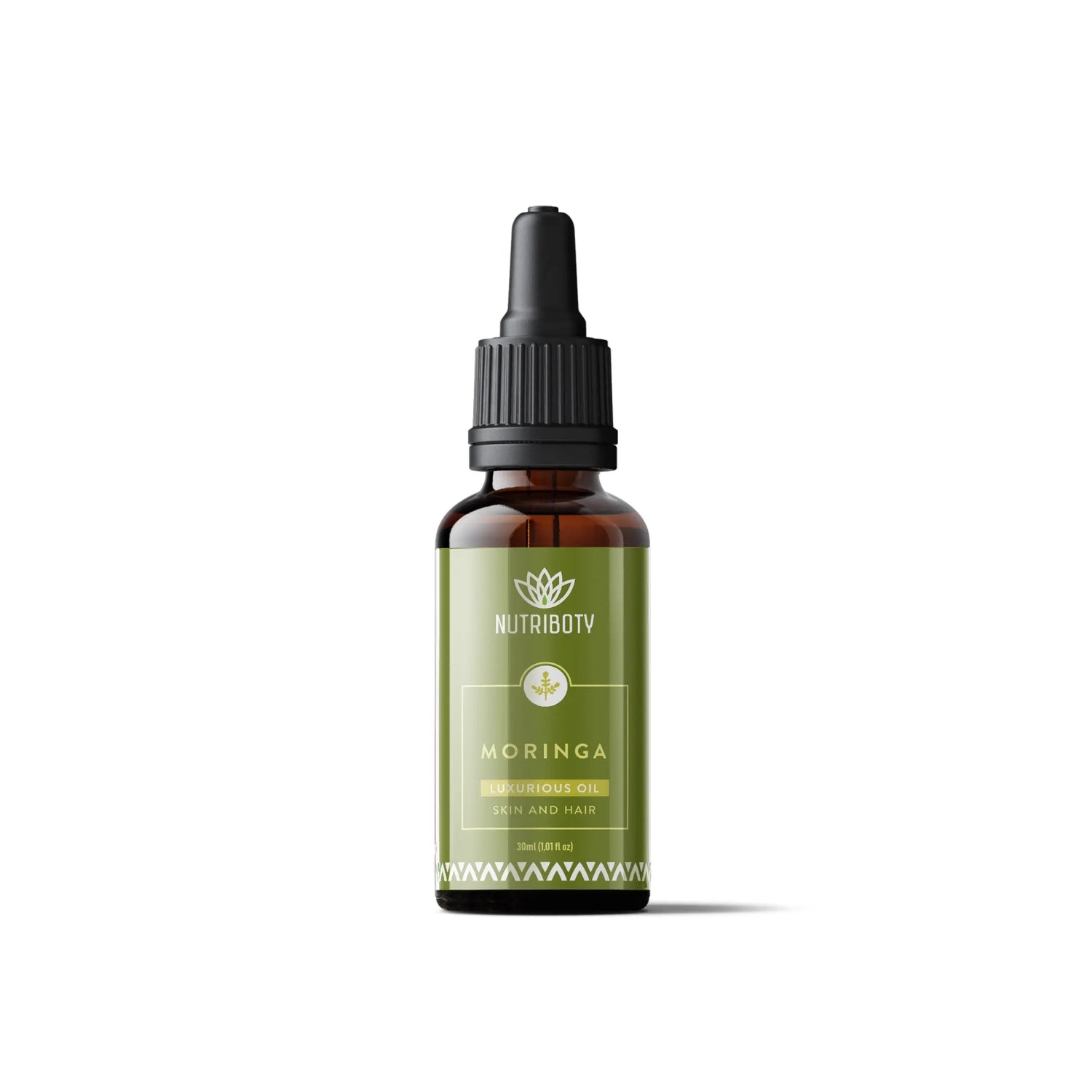 O óleo vegetal de Moringa é ideal para ser usado no cabelo, pele, barba, unhas e couro cabeludo. Limpador facial e desmaquilhante, hidratante e emoliante com propriedades terapêuticas. Contém Vitamina A, C e E, Ómega 9 e Ácidos Linoleicos. Para pele acneica, seca, envelhecida. Para prevenção da caspa. Anti-inflamatório e antimicrobiano é excelente para tratar dermatites, eczemas, queimaduras solares, cortes e picadas de insetos. Hidrata e confere brilho e dureza às unhas.